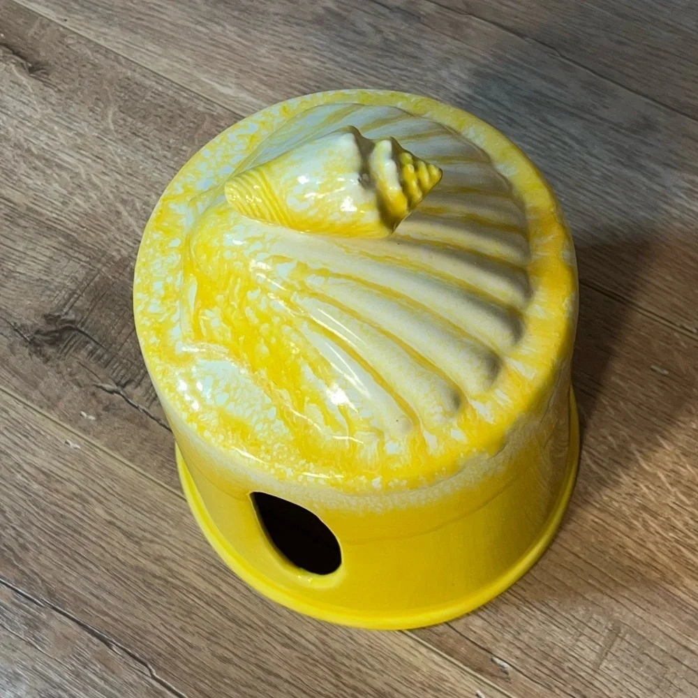 Vtg Yellow Toilet Paper Holder‎ Bathroom Decor CeramCo Beach and Coastal Decor